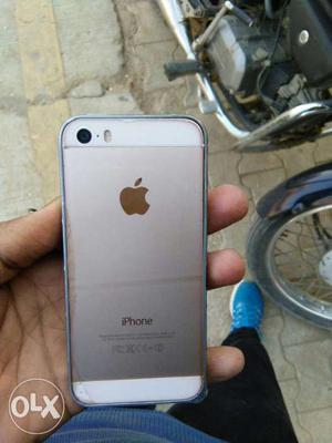Iphone 5s in good condition at lowest price with
