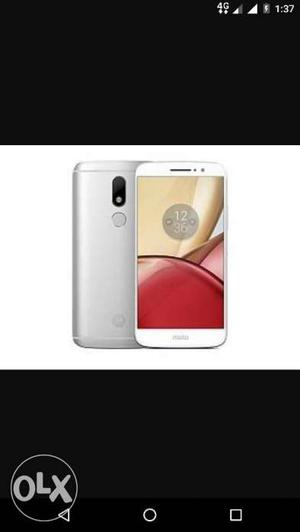 Moto m 4gb 64gb just 4months old charger