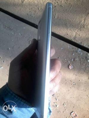 New condition phn for sell in low price mi note 4