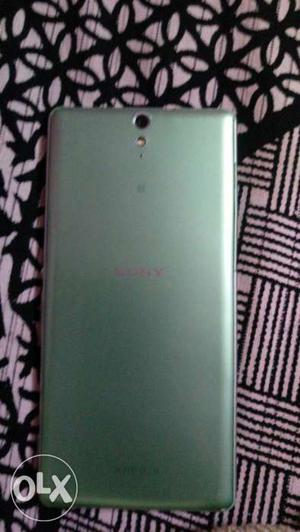 Sony c5 ultra 9 month old with all accessories 32