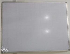 White board (4ft*3ft) in good condition for sale