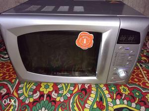 Microwave oven with Grill with digital programs