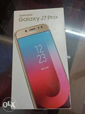 Sell my galaxy j7 pro only 12days olds