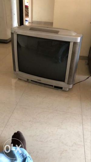 29" Akai TV in working condition