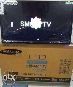 Black Samsung panel LED non Smart TV On Box