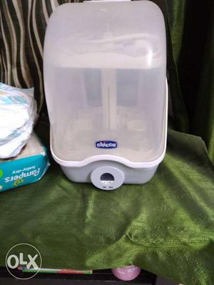 Chicco baby bottle electric sterilizer in excellent