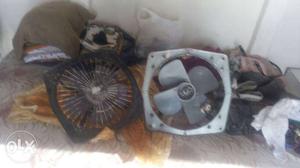 Exhaust fan in gud working condition