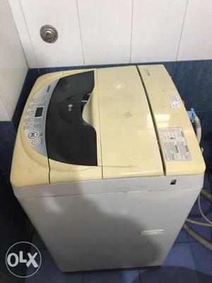 Fully Automatic LG Washing Machine