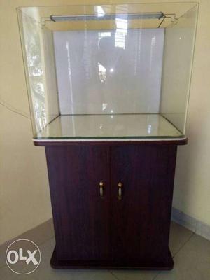 Moulded tank with wooden table wit led light n top filter