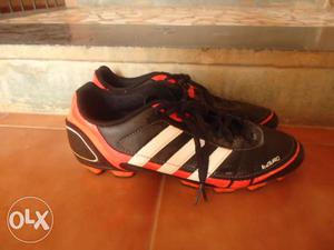 Adidas original shoes The uk no is 7 its rate is  im