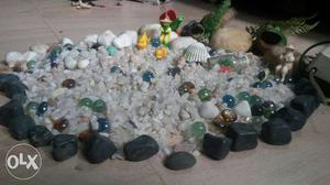 Aquarium settings neet pebbles,stones,marble toys