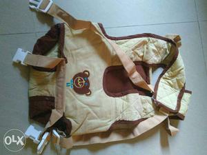Baby carry on good condition hardly used