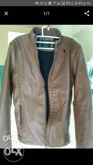 Brown Leather Zip-up Jacket Screenshot
