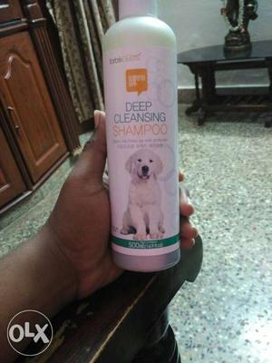 Deep Cleansing Shampoo Bottle