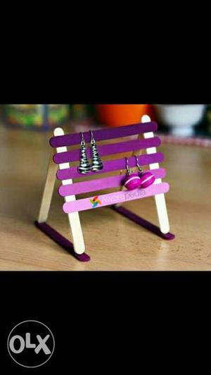 Earring stand perfect to gift ur frnd and