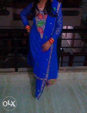 Net blue suit with embrodary with chiffon
