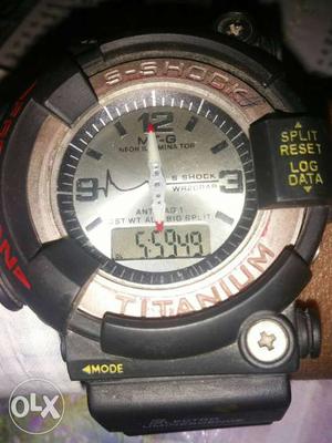 New branded S. shock watch