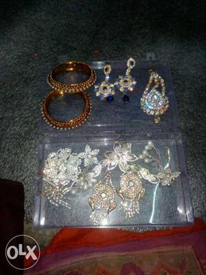 Silver-colored And Gold-colored Accessory Lot