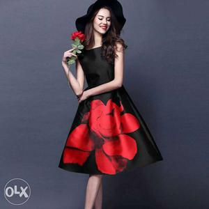 Women's Black And Red Flower Print Sleeveless Midi Dress