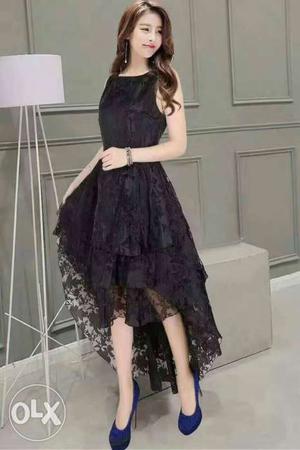 Women's Black Sleeveless Asymmetrical Dress