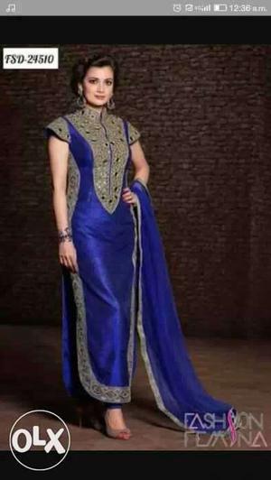 Women's Blue-and-gray Traditional Dress Screenshot