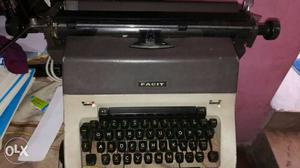 A excellent facit typewriter in gud working