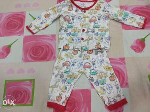 2 set and 2 t-shirt for baby boy 6-12 mts