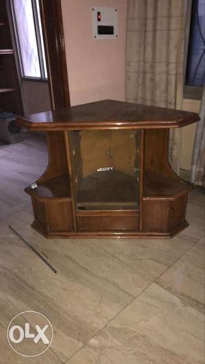 Corner table for sale. interested people may call
