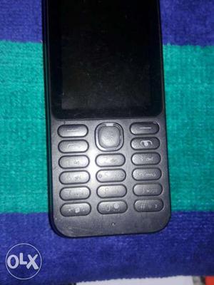 Great condition phone (Nokia 215) with bill box