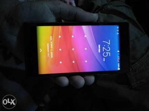 Micromax E311 good condition and charger with