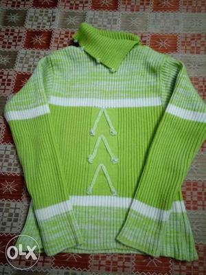 Neon Green short sweater, small size (36)