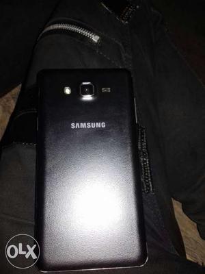 Only mobile Samsung on7 good condition
