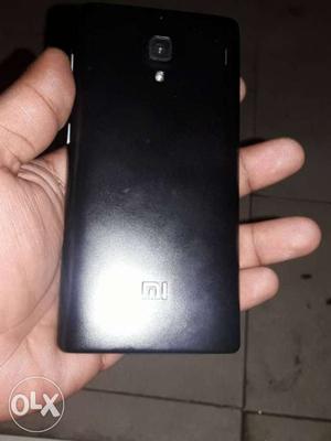 Redmi 1s in new condition...intrusted call me