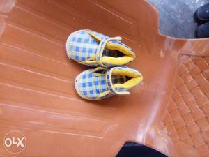 Toddler's Pair Of Blue-and-yellow Checkered Shoes