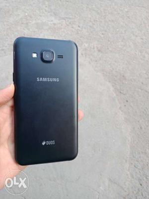 2 months old Samsung j7 nxt bilkul new phone pada