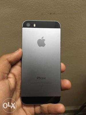 8 months old Good condition 16 gb 8 mp camera