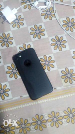 IPhone7 32gb black colour  warranty