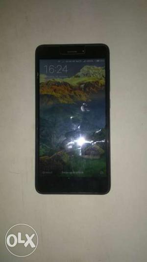 New mi 4a new condition under warranty with bill