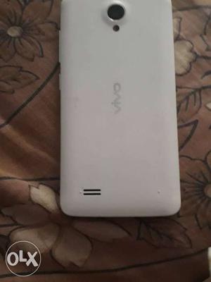 Vivo y21L.cover sathe.5 months old.charger sathe
