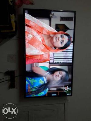 48 philips led tv 1.year ago parches..full