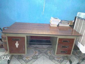 Amber iron office table 5 × 2.5 ft