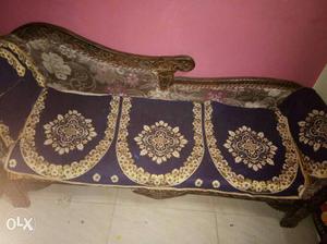 Brown And Black Floral Chaise Lounge