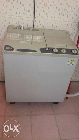 Brown And White Twin Tub Washing Machine