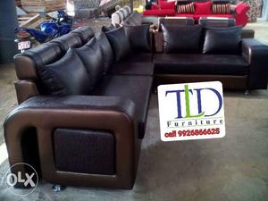 Brown Leather Sectional Sofa With Throw Pillows