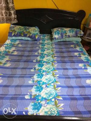 Cot for sale in Kumaraswamy Layout. Good quality.
