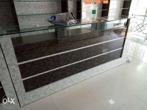 Do counters h new condition only 3 month old