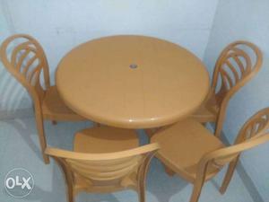 I want sale dining table good condition