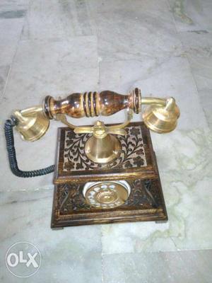 Wooden antique dial phone in low price