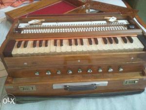 Harmonium in good condition for sale.