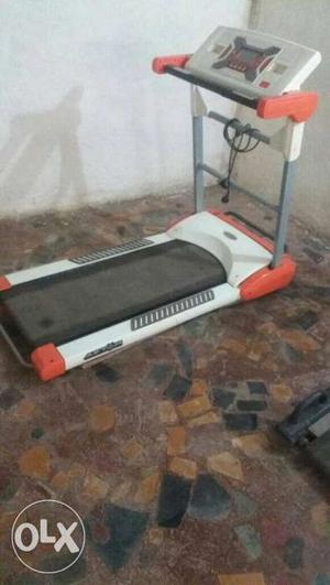 Rear use cardio Machin home use 4month only use